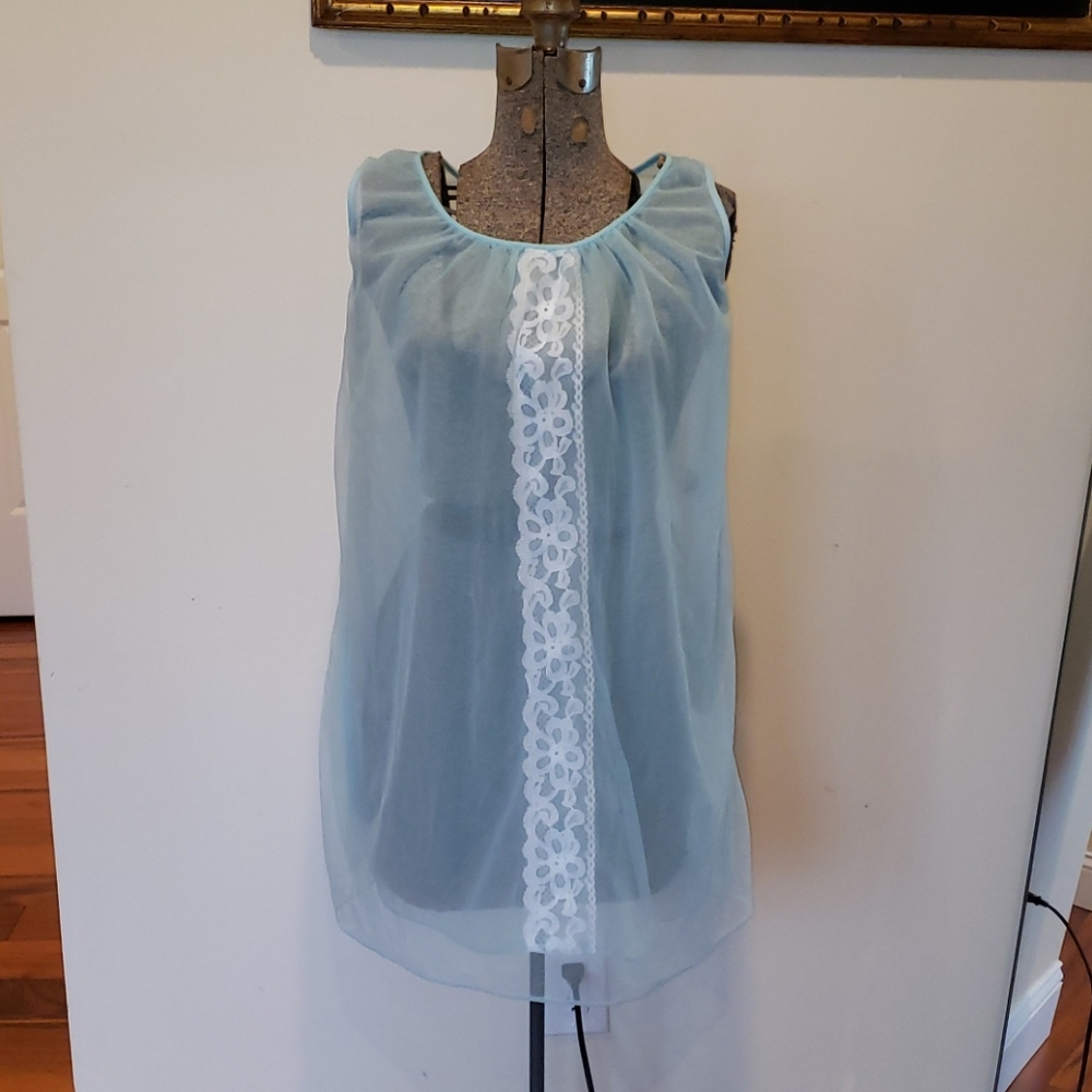 Vintage baby blue night gown